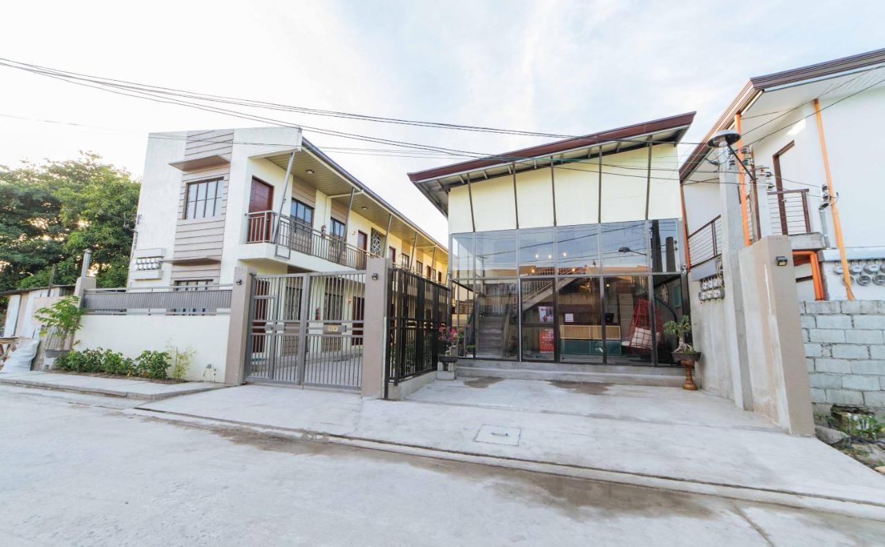 Reddoorz Plus @ Casa Lucia Sindalan San Fernando City Pampanga Экстерьер фото