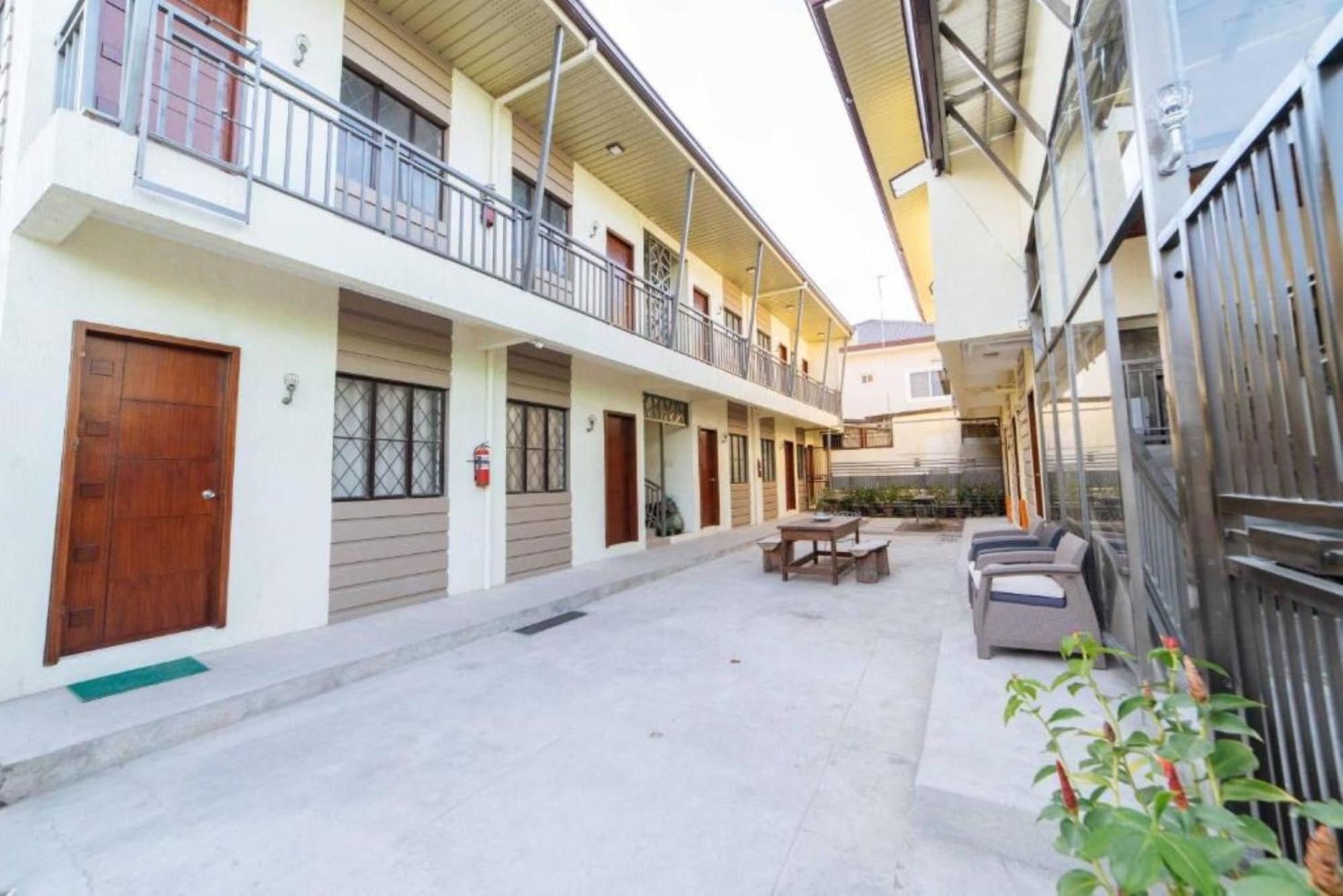 Reddoorz Plus @ Casa Lucia Sindalan San Fernando City Pampanga Экстерьер фото