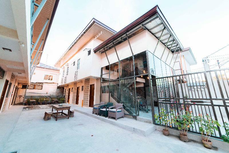 Reddoorz Plus @ Casa Lucia Sindalan San Fernando City Pampanga Экстерьер фото