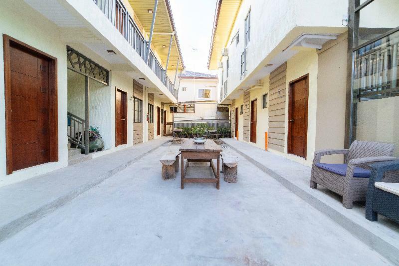 Reddoorz Plus @ Casa Lucia Sindalan San Fernando City Pampanga Экстерьер фото