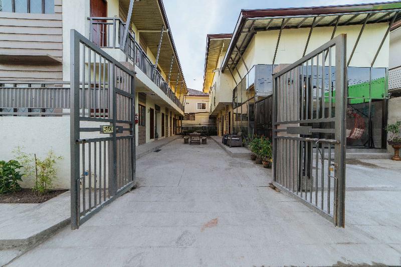 Reddoorz Plus @ Casa Lucia Sindalan San Fernando City Pampanga Экстерьер фото
