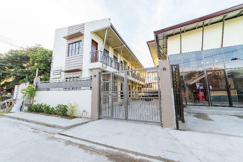 Reddoorz Plus @ Casa Lucia Sindalan San Fernando City Pampanga Экстерьер фото